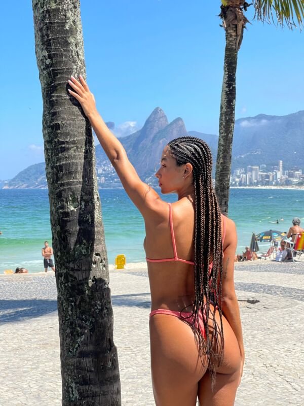 Biquíni Morena Tanjal - Imagem 5