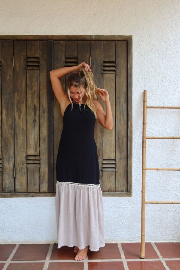 Vestido Iza Preto Quacker